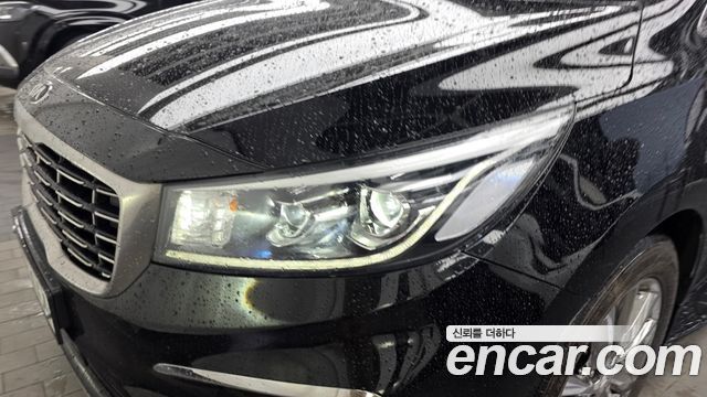 Kia Canival 2019 — photo 8