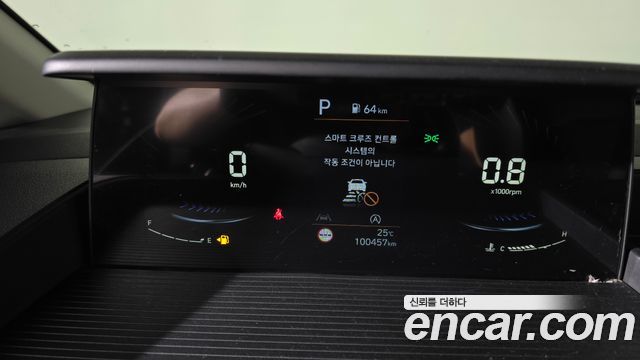 Hyundai Staria 2023 — photo 8