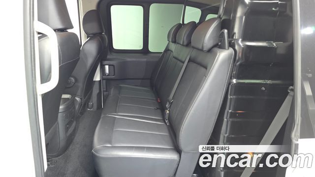 Hyundai Staria 2023 — photo 11