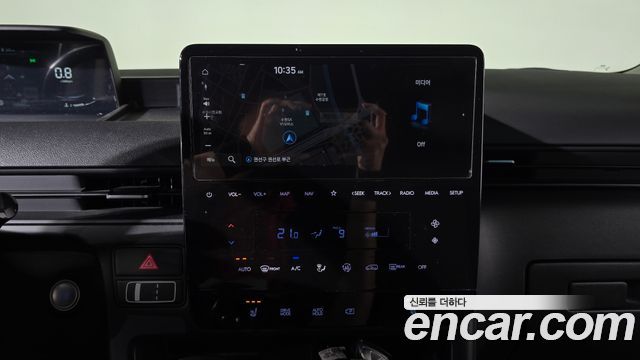 Hyundai Staria 2023 — photo 12
