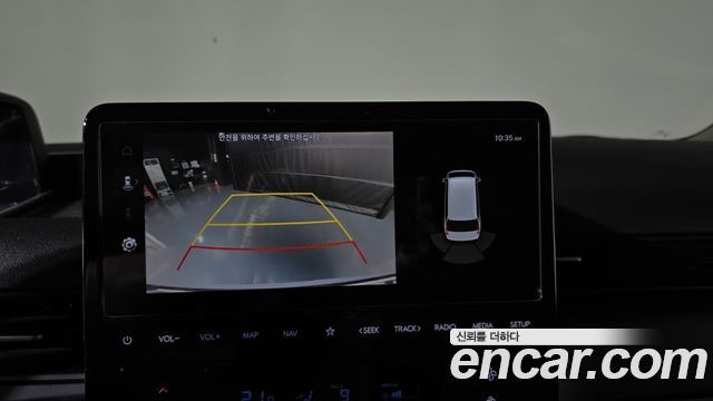 Hyundai Staria 2023 — photo 14