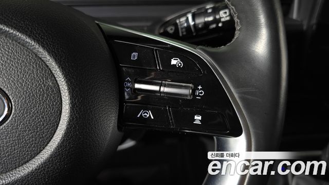 Hyundai Staria 2023 — photo 16