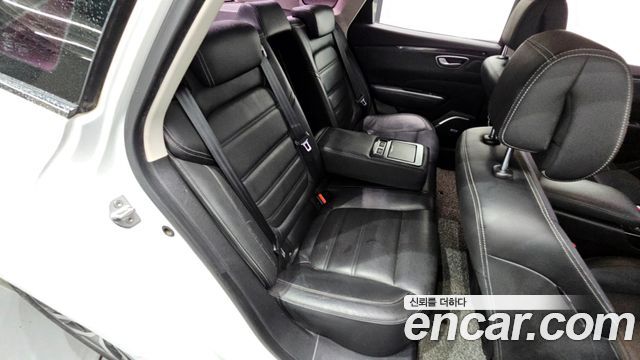 Renault Korea SM6 2016 — photo 12