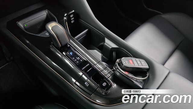 Toyota Crown 2025 — photo 12