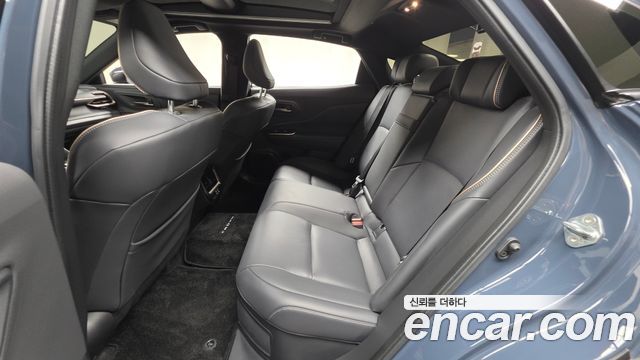 Toyota Crown 2025 — photo 17
