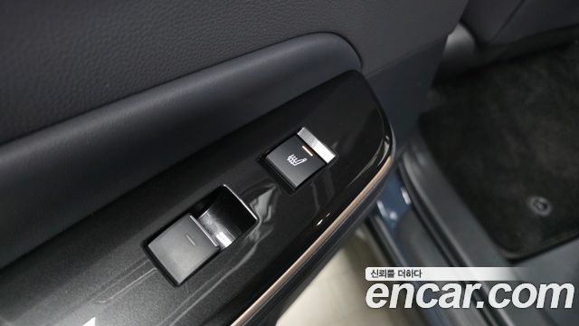 Toyota Crown 2025 — photo 26