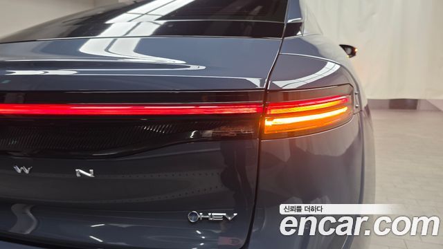 Toyota Crown 2025 — photo 9