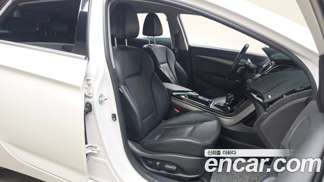 Hyundai i40 2015 — photo 16