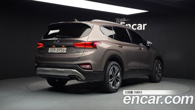 Hyundai Santafe 2019 — photo 2