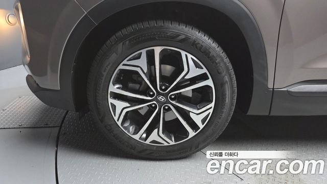 Hyundai Santafe 2019 — photo 5