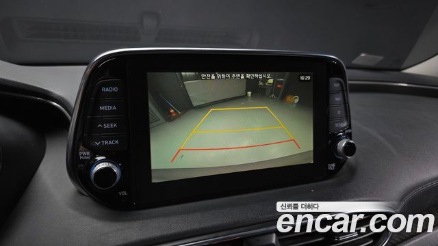 Hyundai Santafe 2019 — photo 14