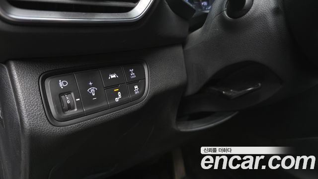 Hyundai Santafe 2019 — photo 17