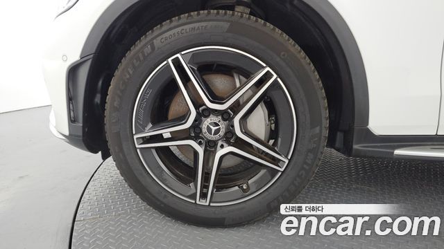 Mercedes-Benz GLC-Class 2022 — photo 5