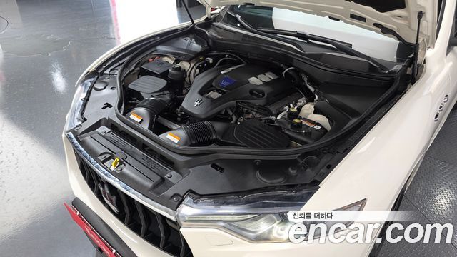 Maserati Levante 2017 — photo 6