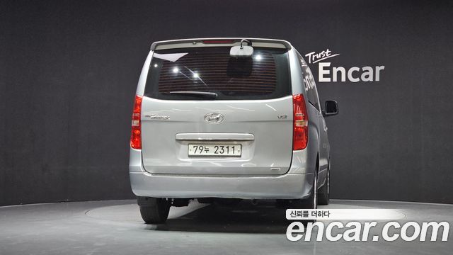 Hyundai Starex 2015 — photo 4