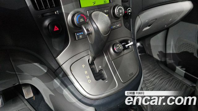 Hyundai Starex 2015 — photo 9