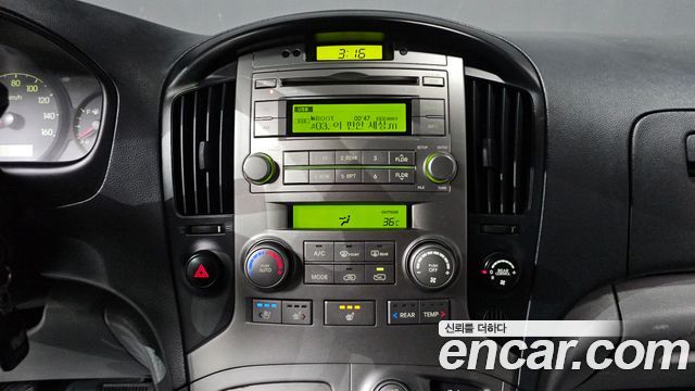 Hyundai Starex 2015 — photo 12