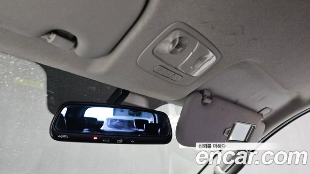 Hyundai Starex 2015 — photo 17