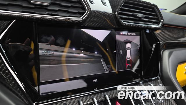 Lamborghini Urus 2024 — photo 15