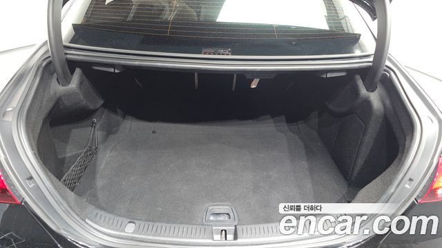 Mercedes-Benz E-Class 2023 — photo 25