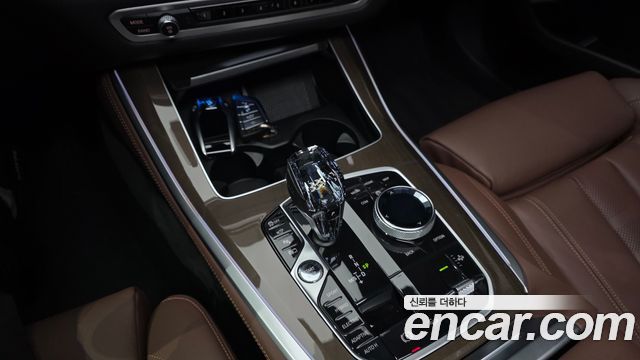 BMW X5 2022 — photo 12