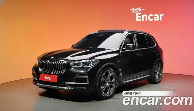 BMW X5 2022 — photo 1