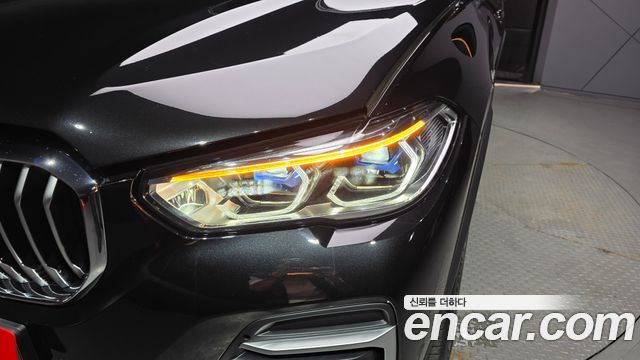 BMW X5 2022 — photo 8