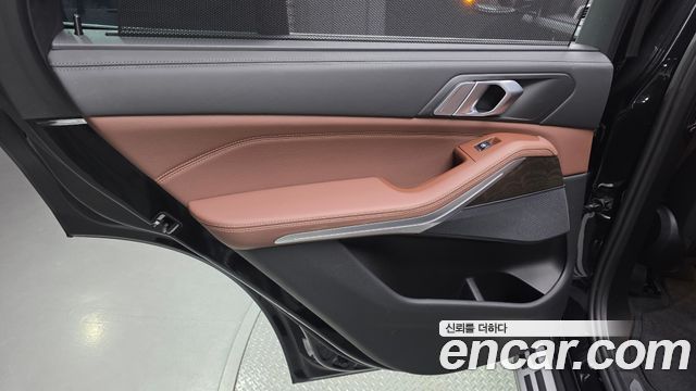 BMW X5 2022 — photo 15