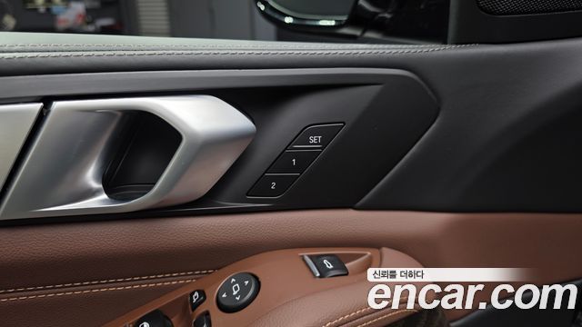 BMW X5 2022 — photo 28