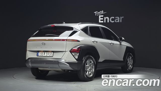 Hyundai Kona 2023 — photo 2
