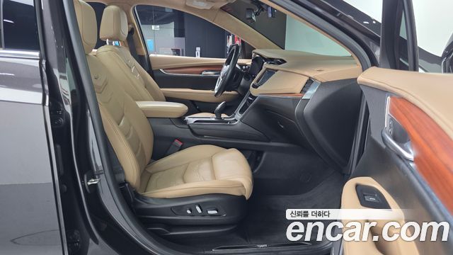 Cadillac XT5 2019 — photo 17