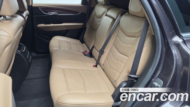 Cadillac XT5 2019 — photo 16