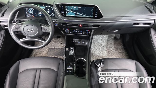 Hyundai Sonata 2022 — photo 10