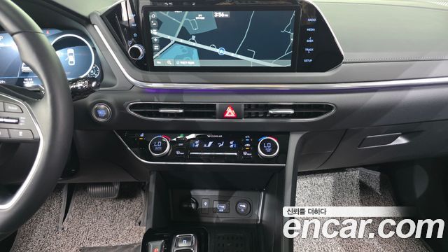 Hyundai Sonata 2022 — photo 23