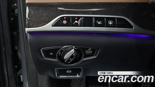 Mercedes-Benz S-Class 2020 — photo 20