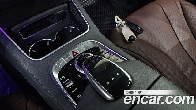 Mercedes-Benz S-Class 2020 — photo 27