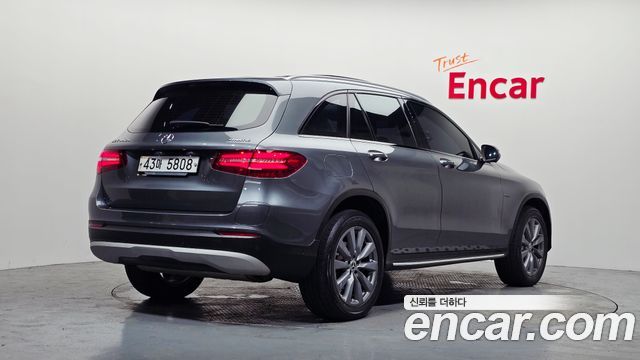 Mercedes-Benz GLC-Class 2019 — photo 2