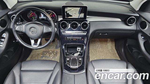 Mercedes-Benz GLC-Class 2019 — photo 10