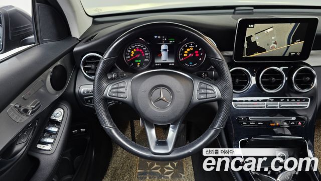 Mercedes-Benz GLC-Class 2019 — photo 20