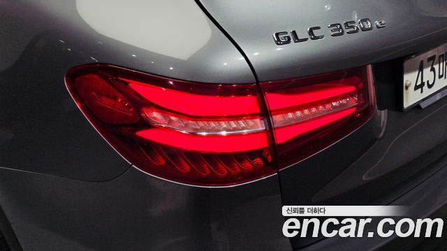 Mercedes-Benz GLC-Class 2019 — photo 9