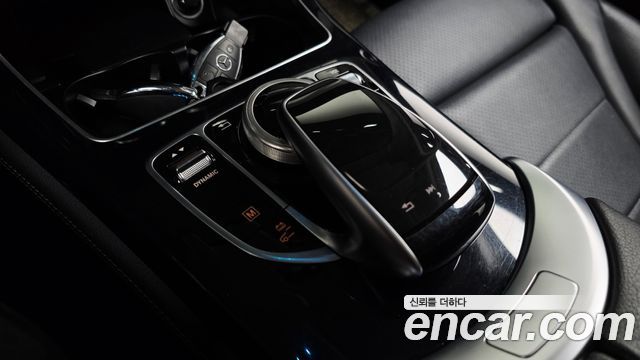 Mercedes-Benz GLC-Class 2019 — photo 30