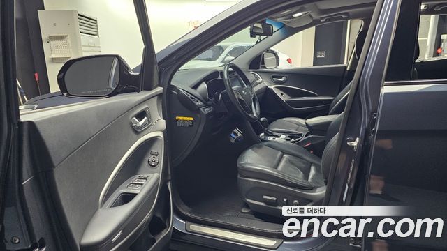 Hyundai Santafe 2016 — photo 13