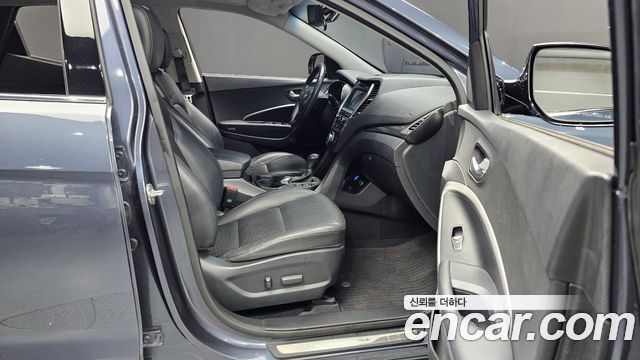 Hyundai Santafe 2016 — photo 17