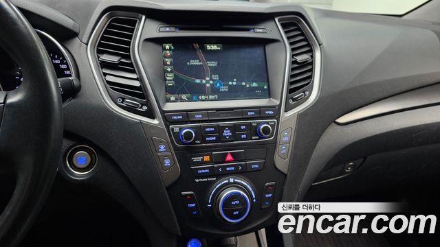 Hyundai Santafe 2016 — photo 20