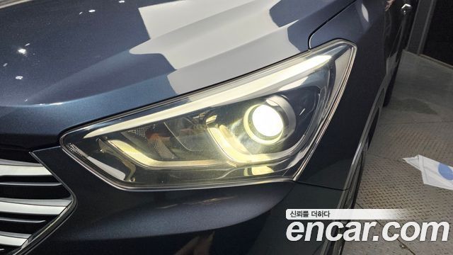 Hyundai Santafe 2016 — photo 8