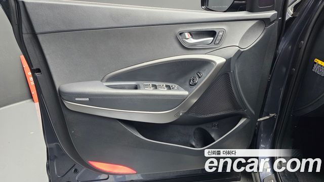 Hyundai Santafe 2016 — photo 14