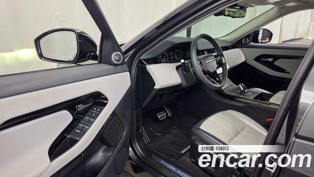 Land Rover Range Rover Evoque 2025 — photo 10