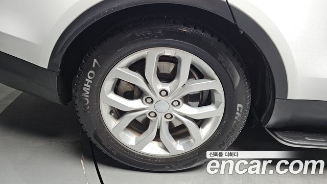 Land Rover Discovery 2019 — photo 5
