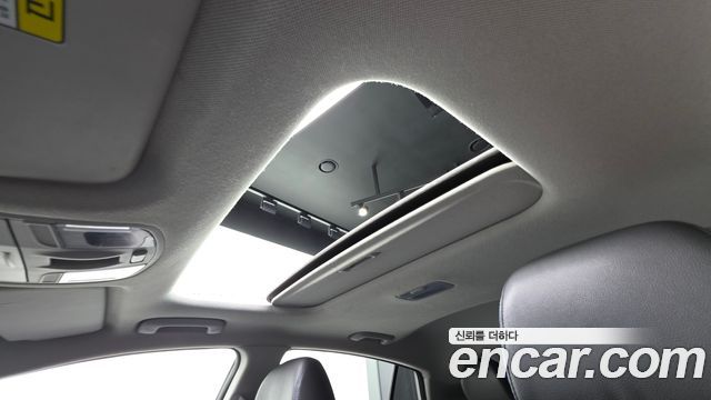 Hyundai Ioniq 2017 — photo 23