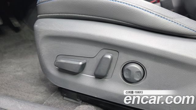 Hyundai Ioniq 2017 — photo 30